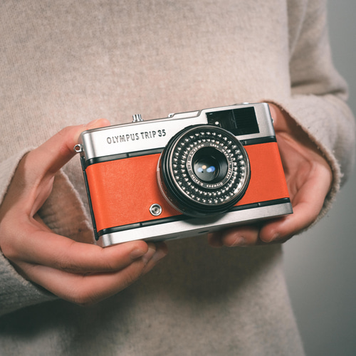 オリンパス OLYMPUS TRIP 35 フィルムカメラ かわいい レトロ OLYMPUS TRIP 35 】レトロなフィルムカメラでエモい!?写真を撮っ
