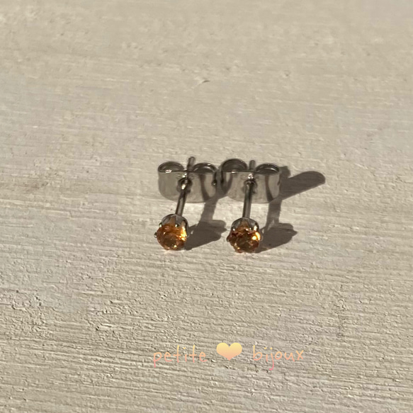 インペリアルトパーズ 3mm サージカルステンレス製 ピアス 2枚目の画像