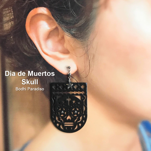ピアス ドクロ メキシコ リメンバーミー 樹脂 ピアス ドクロ メキシコ リメンバーミー 樹脂