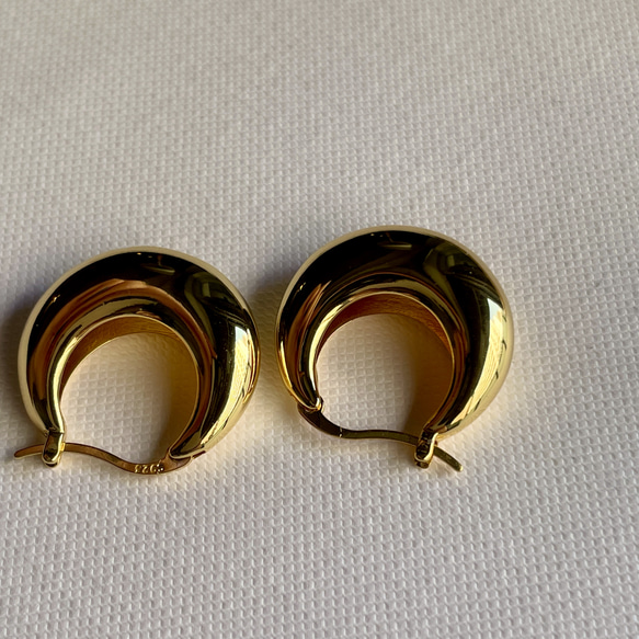 18k gold hoop pierce 金属アレルギー対応ジュエリー 18k ゴールドシンプルフープピアス 6枚目の画像