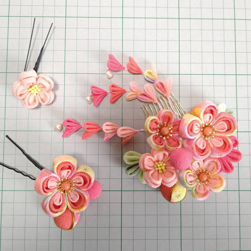 受注品》つまみ細工髪飾り #19-1 七五三花水〜あんずいろ〜(3歳用