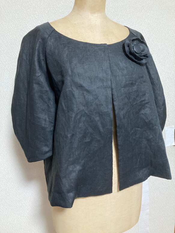 パフスリーブのリネンのジャケット（ブラック） 6枚目の画像