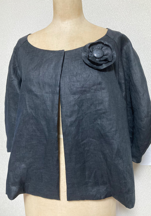 パフスリーブのリネンのジャケット（ブラック） 5枚目の画像