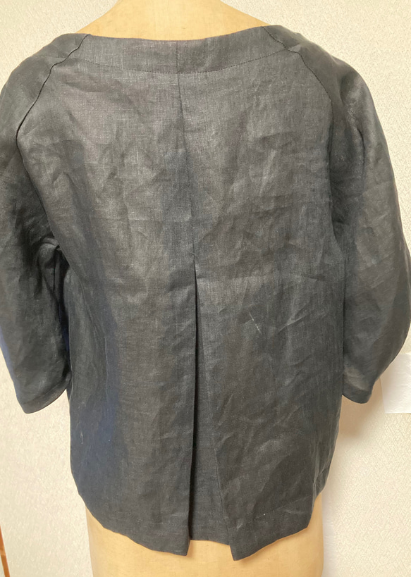 パフスリーブのリネンのジャケット（ブラック） 8枚目の画像