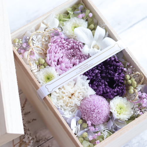 大切な方に贈る仏花】名前印字リボンも可＊桐箱のフラワー紫緑BOX