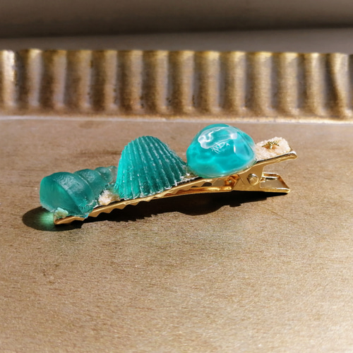 レジンヘアゴム クリップ　ダイヤ　ひし形　　コバルトブルー　ゴールド レジンヘアゴム クリップダイヤひし形コバルトブルーゴールド