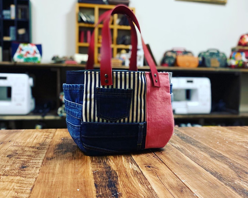 デニムリメイクトートバッグ ココペリ 本革 BLACK デニムリメイクトートバッグ ココペリ 本革 BLACK デニム