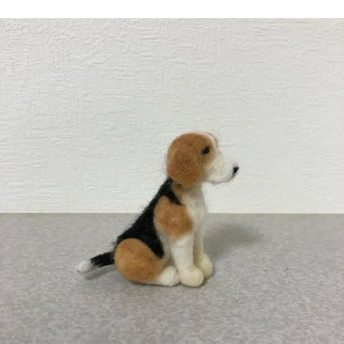 羊毛フェルト　ハンドメイド　ビーグル 羊毛フェルト ビーグル 犬 ハンドメイド 羊毛フェルト