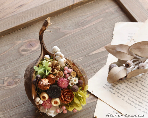ブッダナッツアレンジ☆幸せを呼ぶ木の実 ドライフラワー ナチュラル