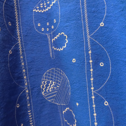 北欧お花刺繍 ゆったりワンピース 　blue 7枚目の画像