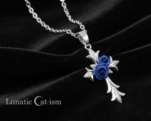 青薔薇と十字架のシルバーネックレス ネックレス・ペンダント