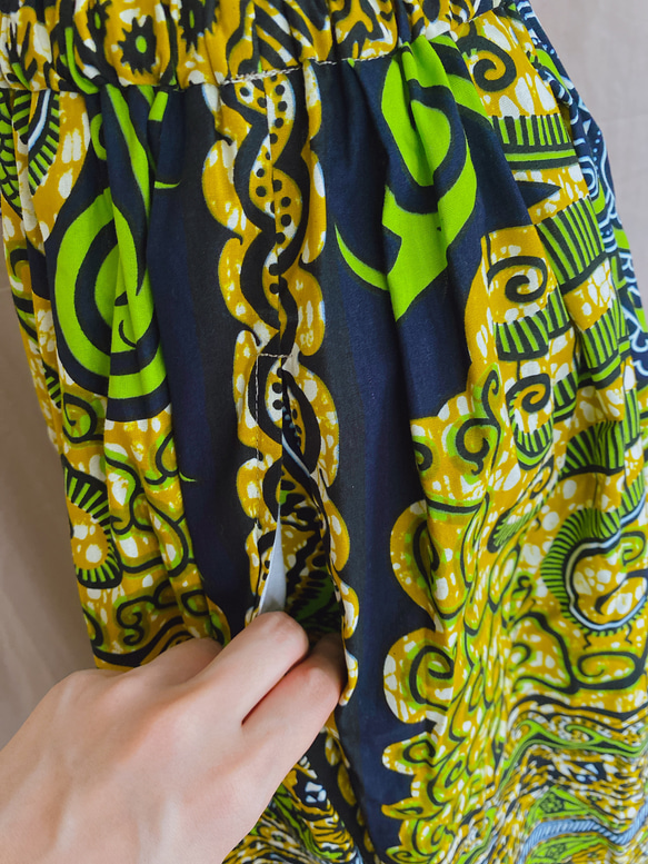 【送料無料】アフリカ布のタックギャザースカート＊ロングスカート＊緑系 5枚目の画像