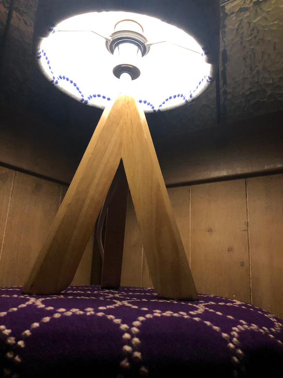 ★製作実績累計３００個を超えました。ネイビー最後の一点二枚合せ　ミナペルホネン 北欧 ランプ　希少色ネイビータンバリン size…高さ39 直径19使用可能電球…LED対応　100v/40w ラバーウッド