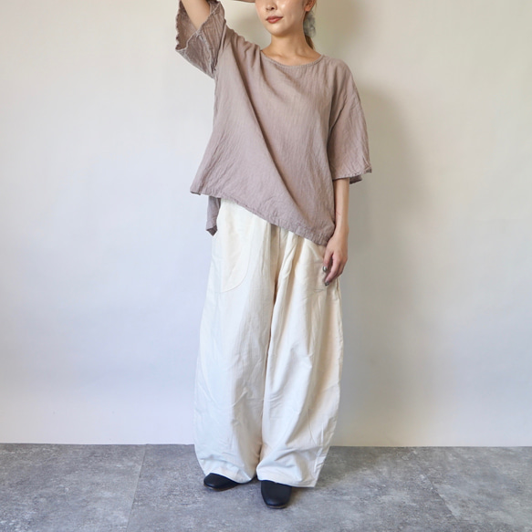 “夏日福袋”喇叭袖薄紗T卹/粉米色+氣球褲/米白色 第1張的照片