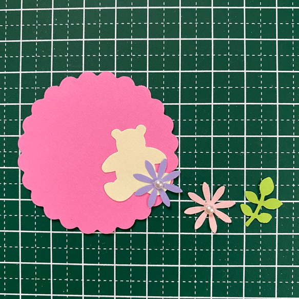 クラフトパンチ　メッセージカード　ミニ　パールの付いたお花　クマ　アルバム　ペーパクラフト　カード　手帳 3枚目の画像