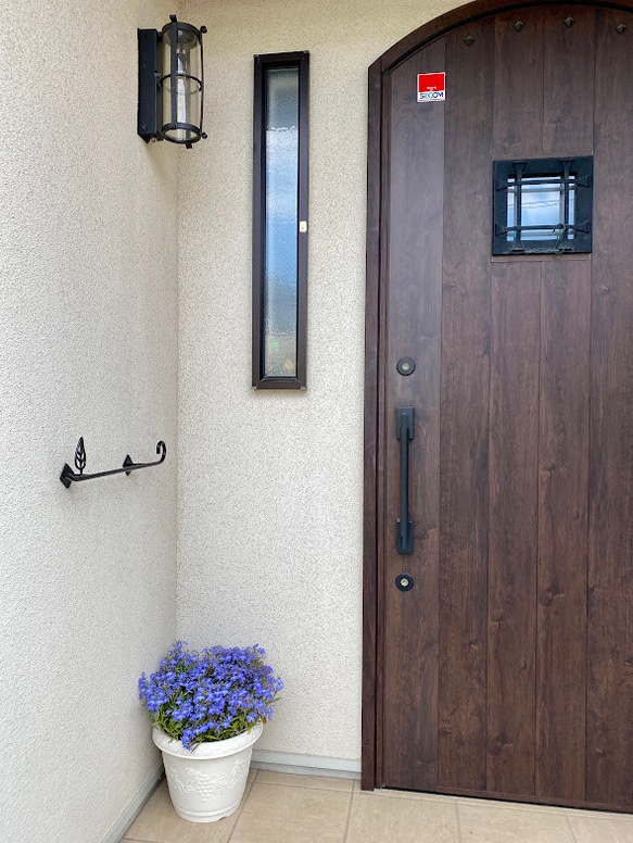 【乙女デザイン ツリーの傘かけ500】アルミ製 おしゃれ 傘 傘立て 傘かけ 梅雨 日傘 新築 リフォーム 傘立て *^ ^* 特に梅雨の季節は ほんとに大きな悩みですからね これがあれば お問合せください