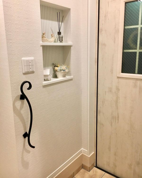 【 くるん手すり　600】アルミ製 おしゃれ 玄関 新築 リフォーム リノベーション 介護用