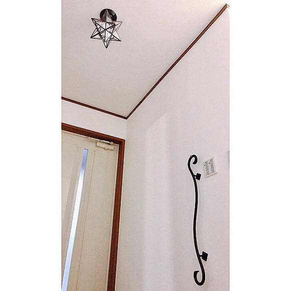 【乙女デザイン くるんくるん手すり　800ｍｍ】アルミ製 おしゃれ 玄関 新築 リフォーム リノベーション だから