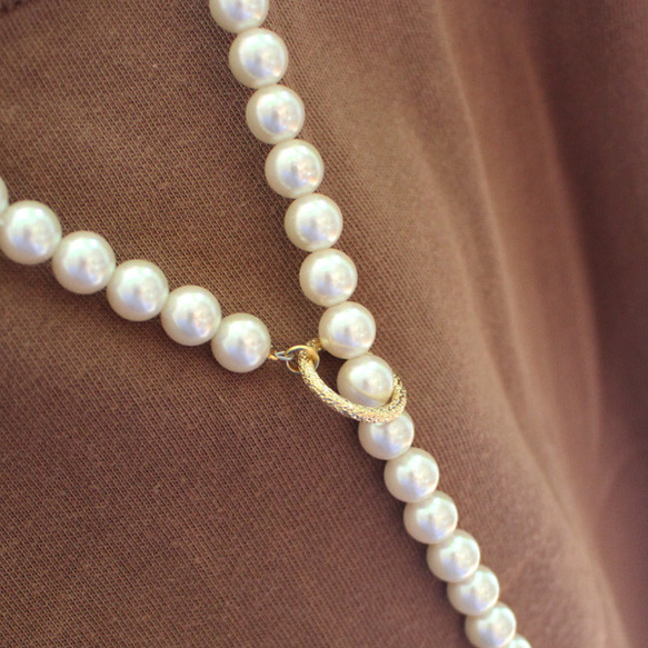 珍珠套索項鍊（70cm-80cm）奶油色/白色 第2張的照片