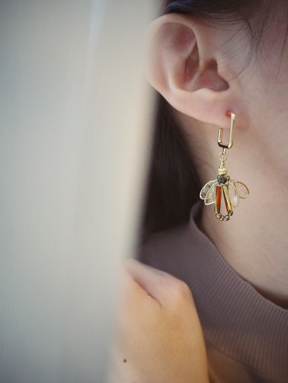 翩翩蜂采 蜜蜂造型樹脂耳環 第6張的照片
