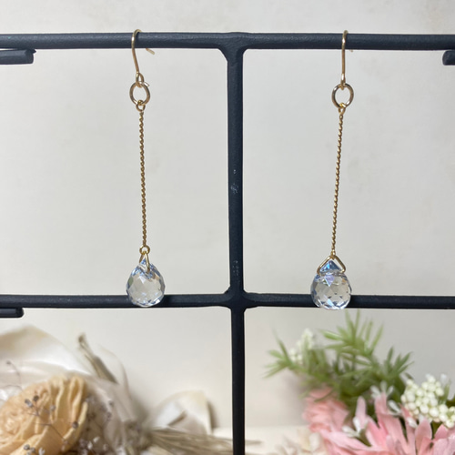 ハンドメイド＊ガラスビーズ ピアス 揺れる 雫 カットガラス