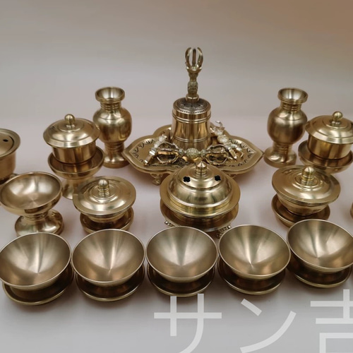仏教美術 法器セット 真言宗 21点セット 密教法具 一面器 真鍮製 仏教美術 法器セット 真言宗 21点セット 密教法具 一面器 真鍮製