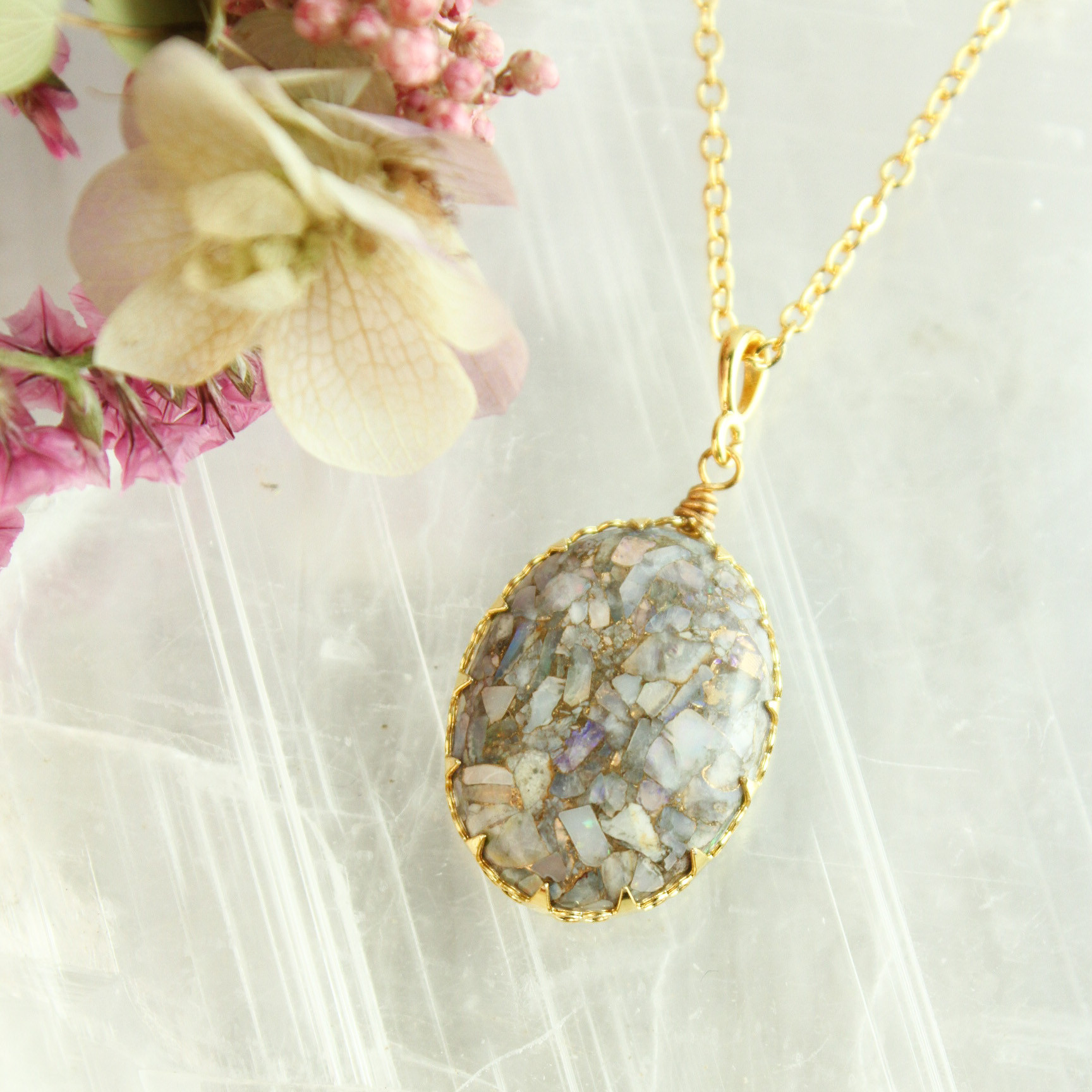 【1個限定（約20ｍｍ）】エチオピアオパール コッパー ベゼルネックレス