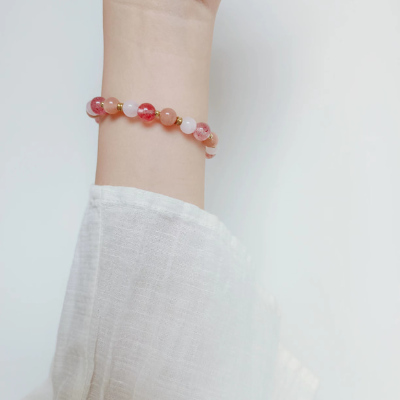 【刻在你心裡】愛情手環/太陽石/粉晶/草莓晶/月光石/日本蠶絲線 第5張的照片