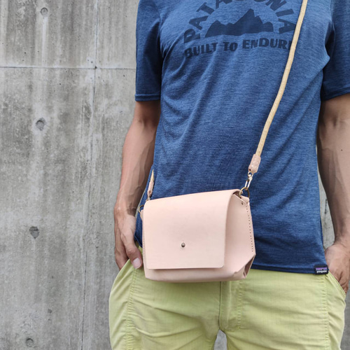 本革きなりナチュラルの育てるレザーサコッシュ ショルダーバッグ 本革