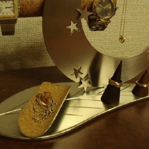 腕時計スタンドリーフ三日月腕時計、ネックレス、リングスタンドトレイ付き