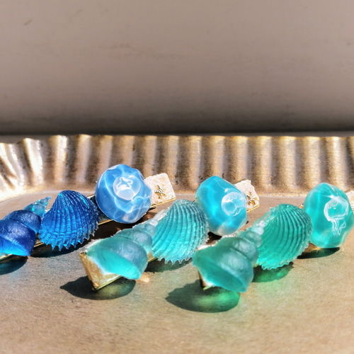 アクアブルーのヘアクリップ / クラゲ / レジン / 海のかけら ヘア