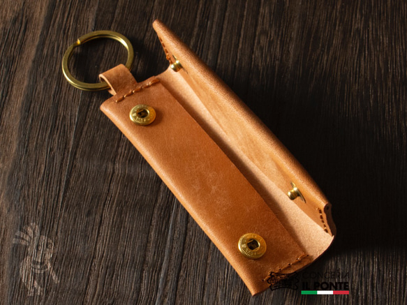 【イタリアンレザー】マヤ　手縫いキーホルダー財布　キャメル　本革 3枚目の画像