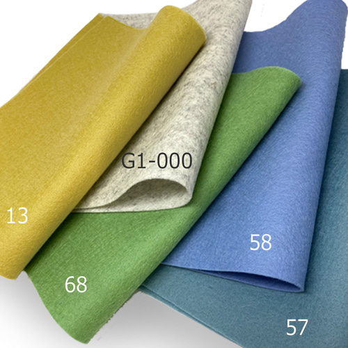 68 ソフトグリーン 100％ ウール フェルト15X20cm / 20X30cm 厚さ1