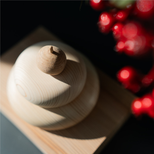 かがみ餅-檜 樹齢100年超え 国産ひのき製 その他インテリア雑貨 百年