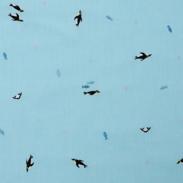 刺繍生地 【すいすいペンギン/アクアブルー】 カットクロス 綿ポリ 3枚目の画像