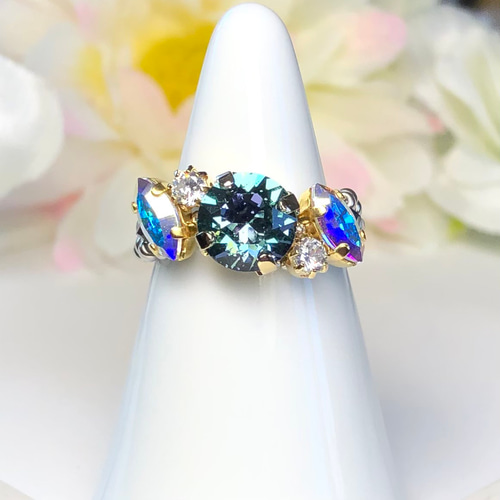 再販〈レアカラー〉アクアマリンヴィトラルライトのビーズリング