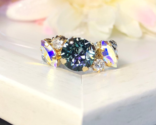 再販〈レアカラー〉アクアマリンヴィトラルライトのビーズリング