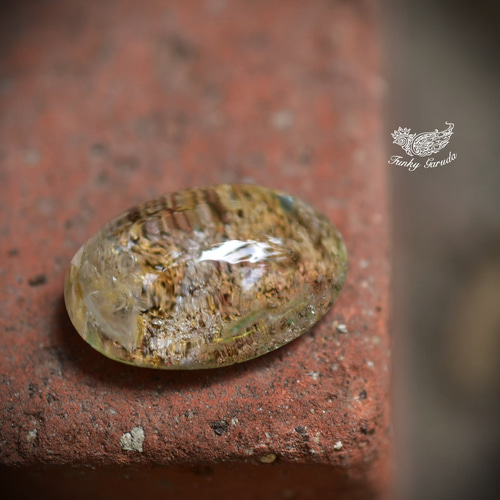 小さなお花☆ガーデンクォーツ s494 天然石 Funky garuda stone