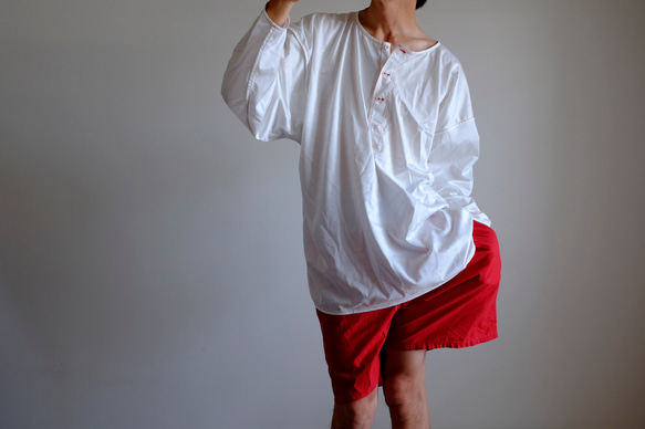 ビックヘンリーネック カットソー / パイピング /ハイゲージ コットンニット【 オフ白に赤ステッチ 】 コットン 袖口