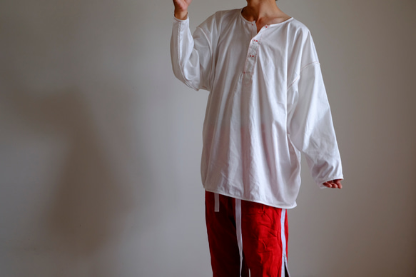 ビックヘンリーネック カットソー / パイピング /ハイゲージ コットンニット【 オフ白に赤ステッチ 】 コットン 袖口