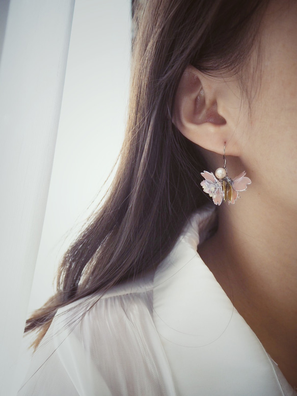 迷櫻．櫻花垂墜式樹脂耳環 第7張的照片