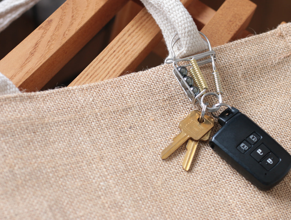 カラビナ70/ヘマタイト10㎜plus真鍮・父の日のプレゼントやメンズへのギフトにカラビナキーリングを 人気・おすすめ｜使いやすい・旅行におすすめ 品質保証 全国発送 日本国内発送・最短翌日お届け