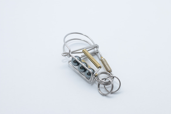 カラビナ70/ヘマタイト10㎜plus真鍮・父の日のプレゼントやメンズへのギフトにカラビナキーリングを 人気・おすすめ｜使いやすい・旅行におすすめ 品質保証 全国発送 日本国内発送・最短翌日お届け