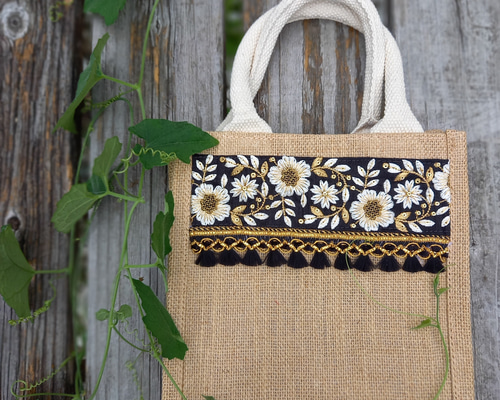 ジュートバッグのインド刺繍リボンアレンジ・ランチバッグサイズ