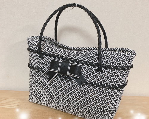 再々販！⭐︎お買い得⭐︎クラフトバンドで編んだ斜め石畳編みのバック