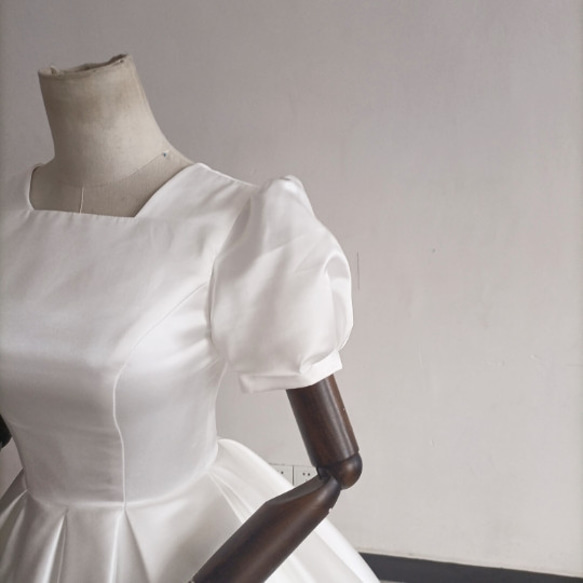 フランス風 法式 ウエディングドレス 美しいバックレース 華やかなトレーン プリンセスライン /前撮り/花嫁/ ドレス