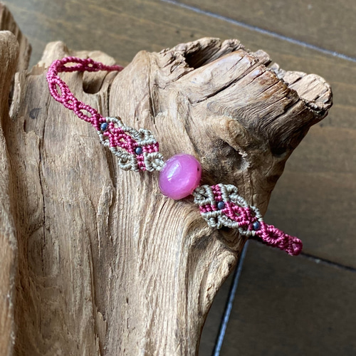 宝石界のお姫様 ルビー ブレスレット05♡ 7月の誕生石 マクラメ  