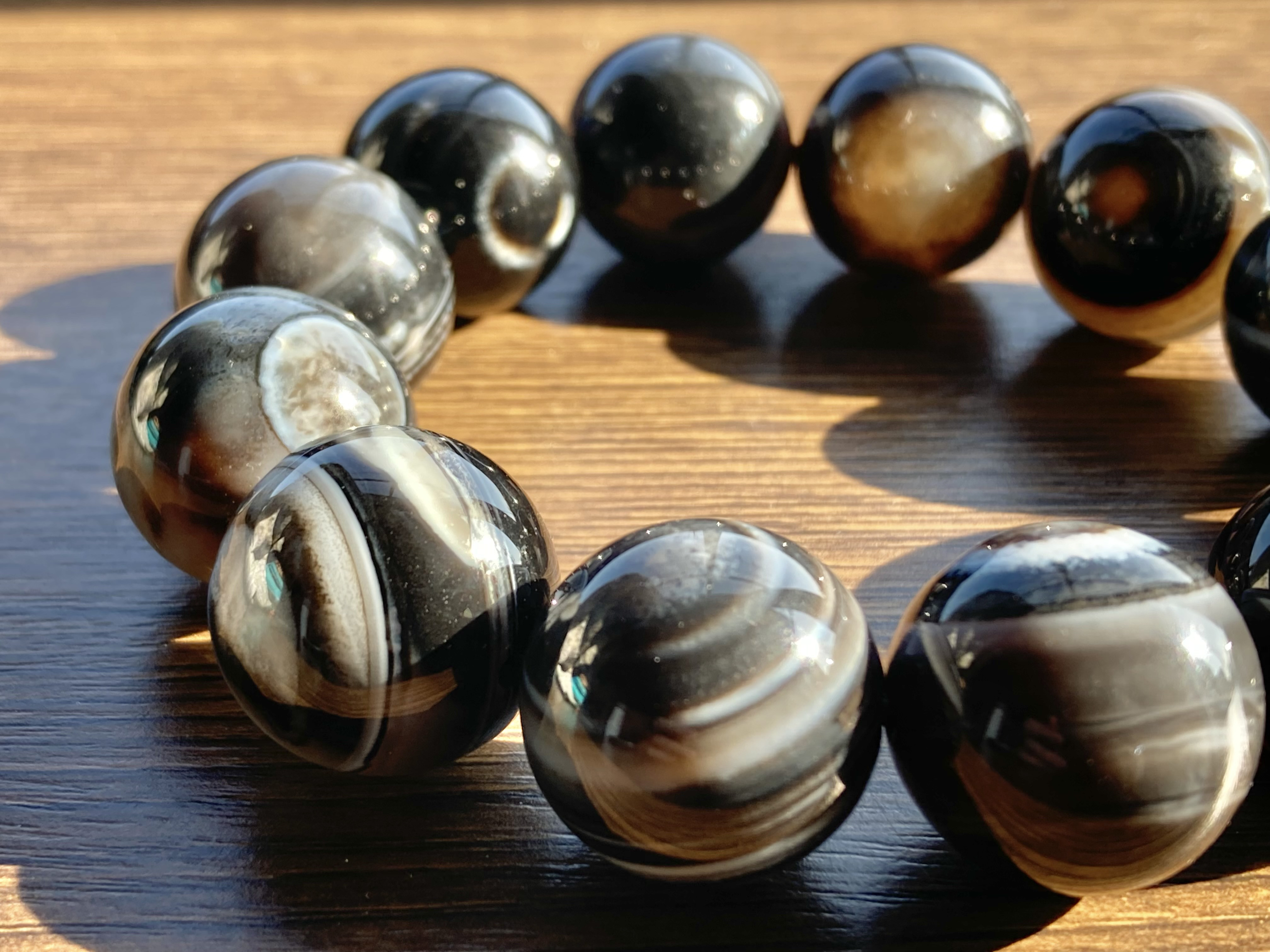 超大玉！約18mm玉 黒天眼石の天然石ブレスレット！