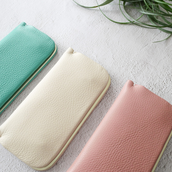 小振りな長財布「スナップウォレット・LONG」 バニラ 5cm