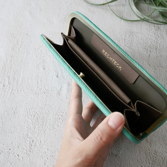 小振りな長財布「スナップウォレット・LONG」 バニラ 5cm